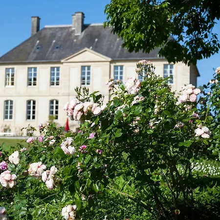 Château De La Ferrière