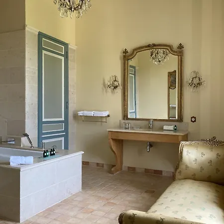 Chateau De La Ferriere 3*