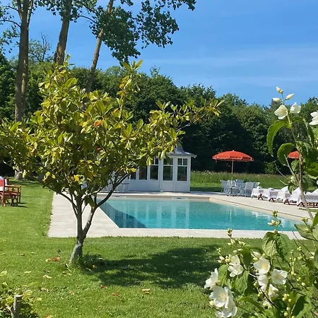 Bed and Breakfast Chateau De La Ferriere 3*