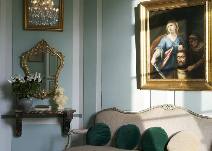 Chateau De La Ferriere Bed & Breakfast