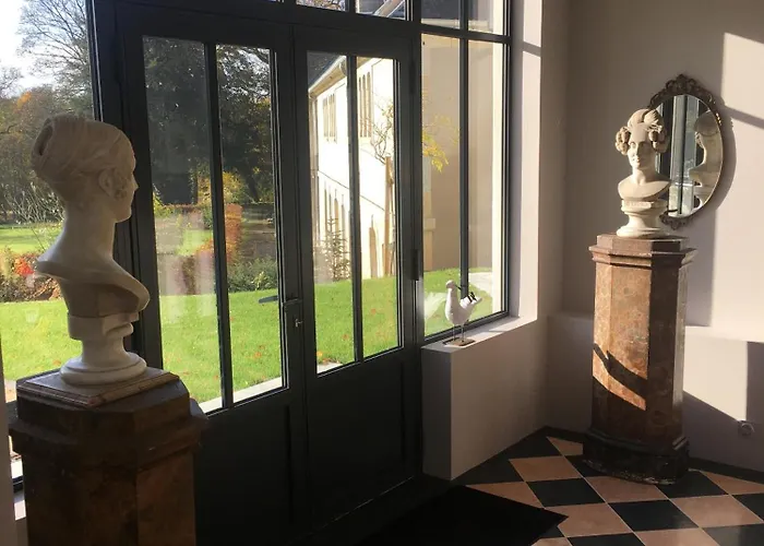 Chateau De La Ferriere Bed & Breakfast