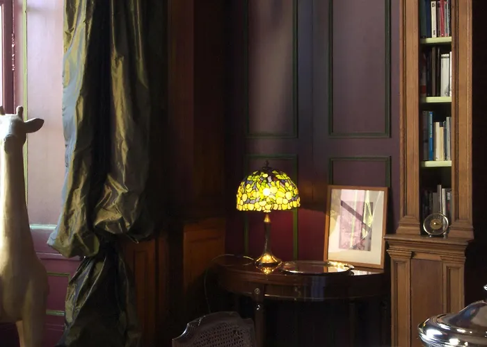 Chateau De La Ferriere Bed & Breakfast 3*