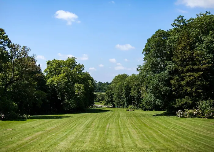 Bed & Breakfast Chateau De La Ferriere
